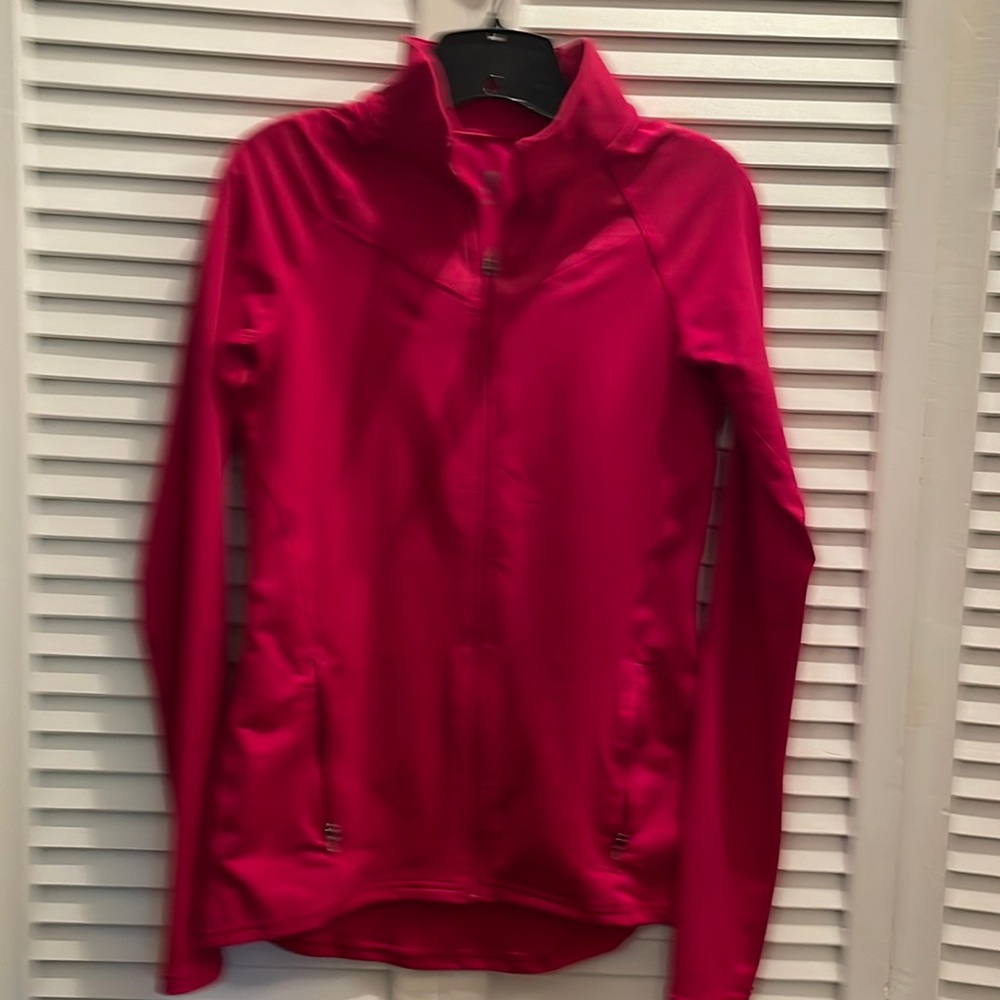 Outdoor athletic layer